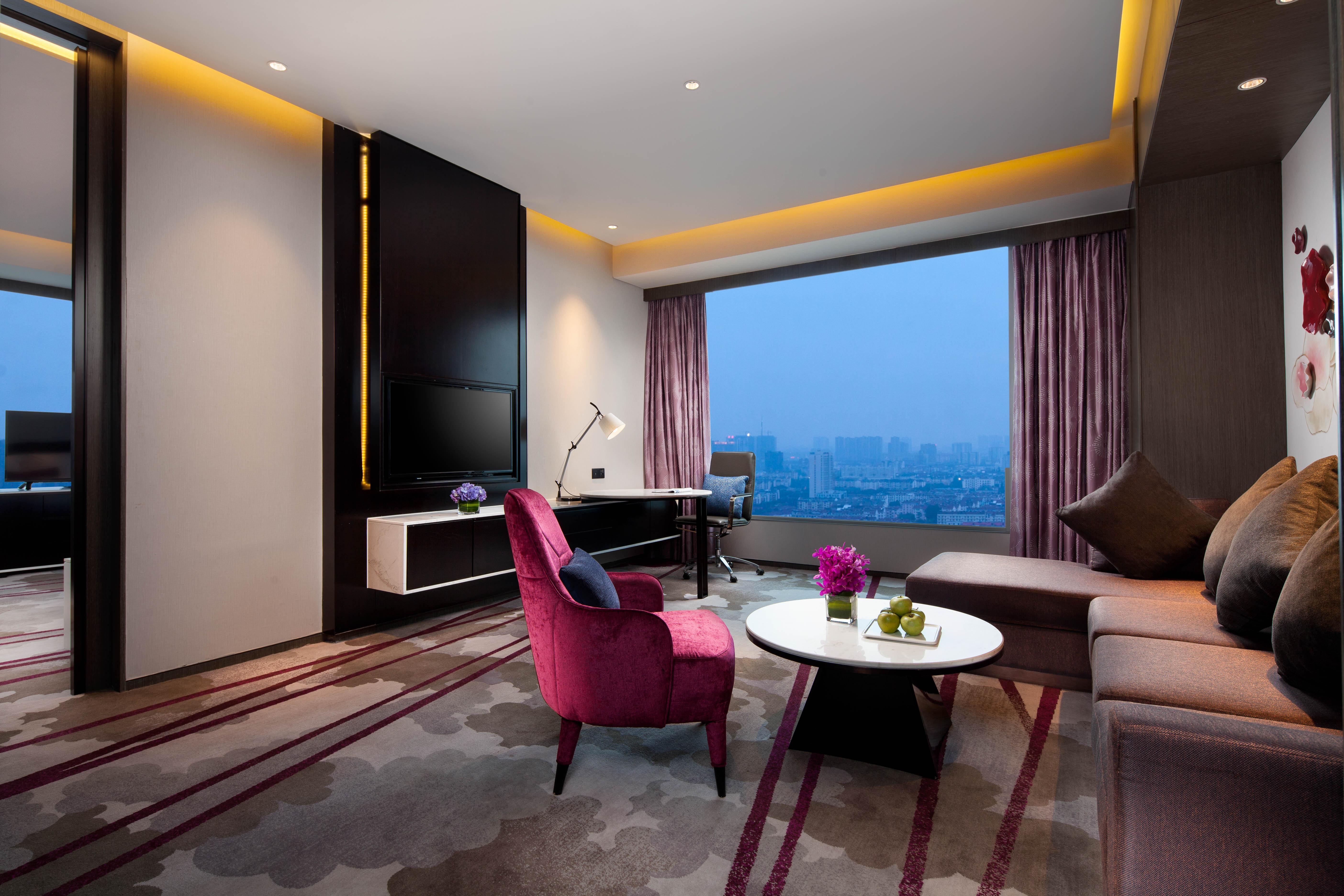 Crowne Plaza Kunshan By Ihg Exterior photo